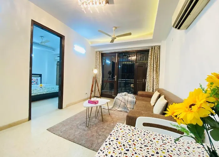 Premier One-Bedroom Apartment